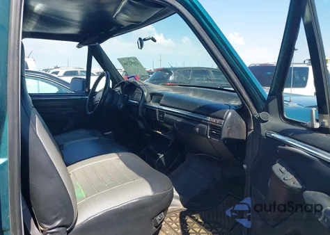 1996 Ford F150 from USA, damaged, VIN 1FTEF15N2TLA07520